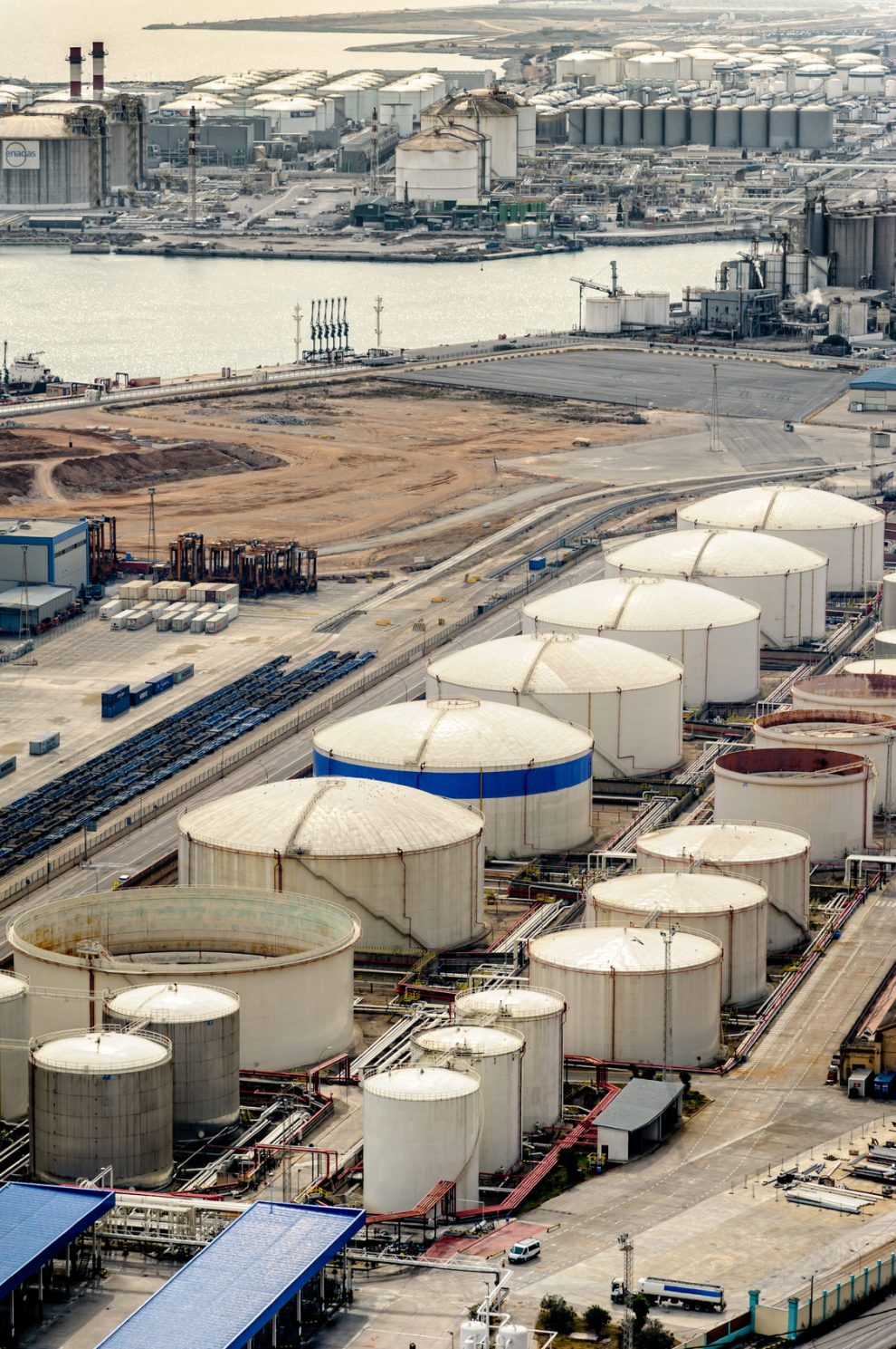 Natural gas storage tanks in Barcelona. - Littlegate Publishing